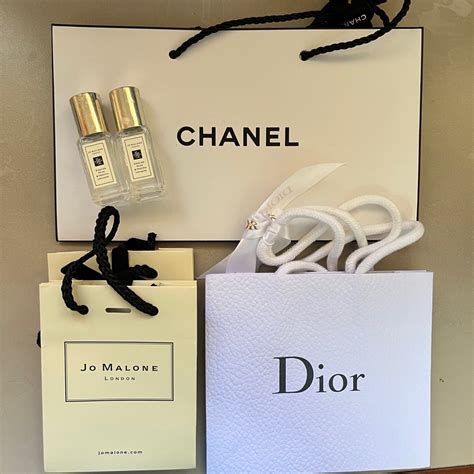 freezia chanel bag